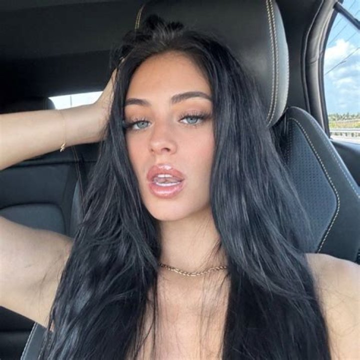 Camilla Araujo Nude Leaks & Videos - Trending Now!