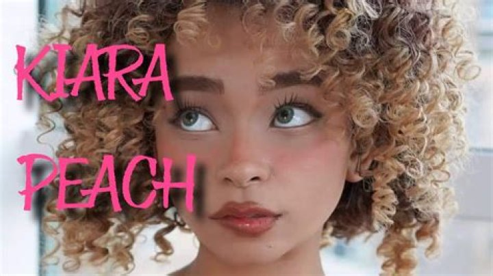 Discover Kiara Peach's 19yo Curly Sunray Socials & More!