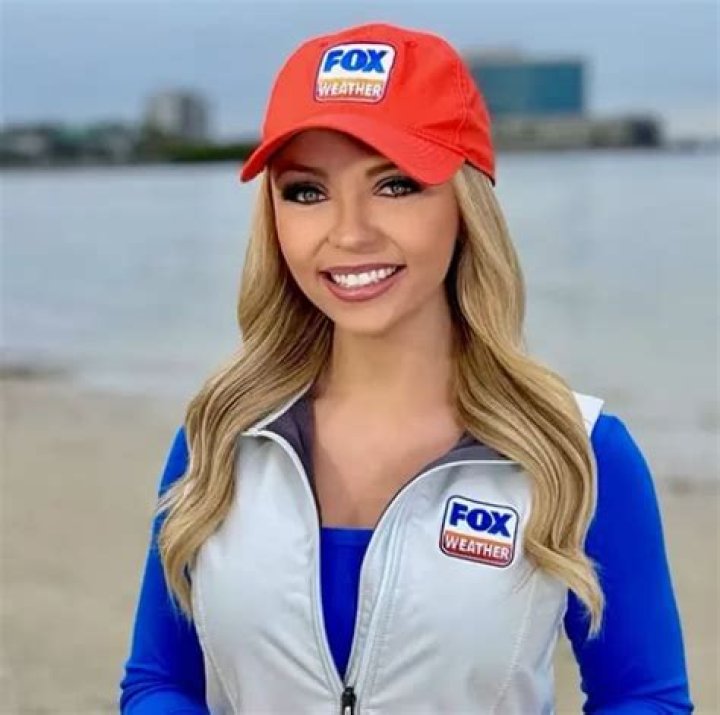 Fox Krystal: A Comprehensive Look at the Rising Star's Life, Career, and Achievements