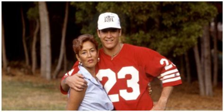 Mark Gosselaar's Mother: A Comprehensive Look into Her Life and Influence