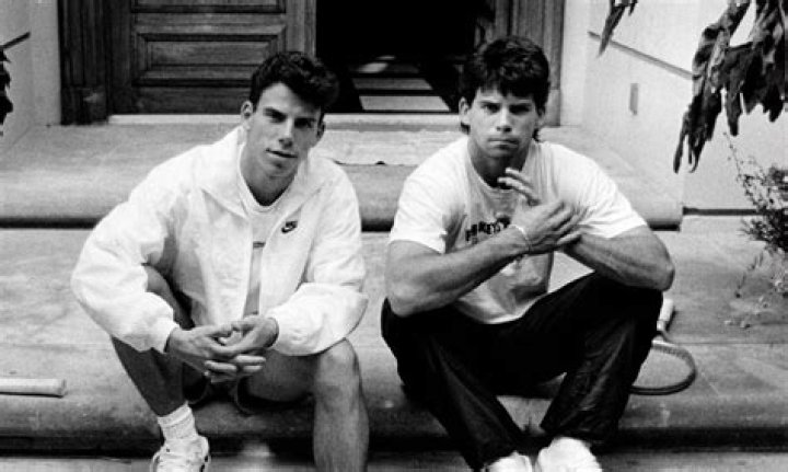 Unraveling the Truth Behind the Showercene Menendez Brothers