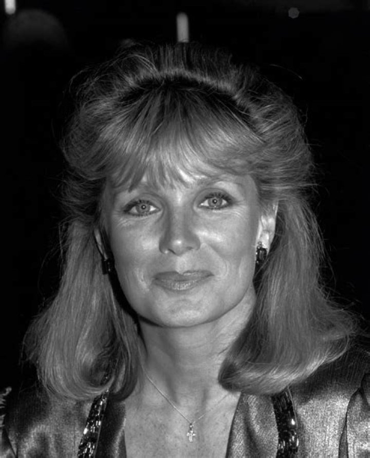 Unveiling the Net Worth of Linda Evans: A Comprehensive Look at Her Wealth and Achievements